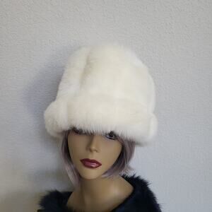 Faux Fur Bucket Hat Womens One Size Off White / Cream Winter Warm Fluffy Cozy